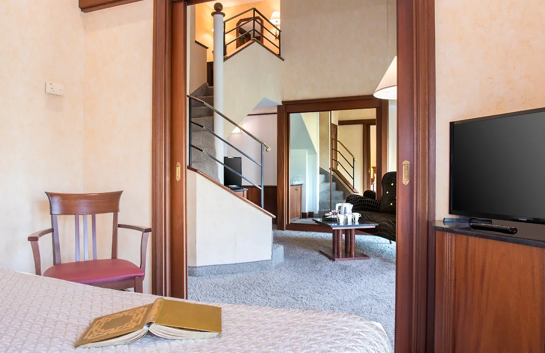 Hotel West End Promenade-1